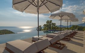 Vivid Blue Serenity Resort (Adults Only)